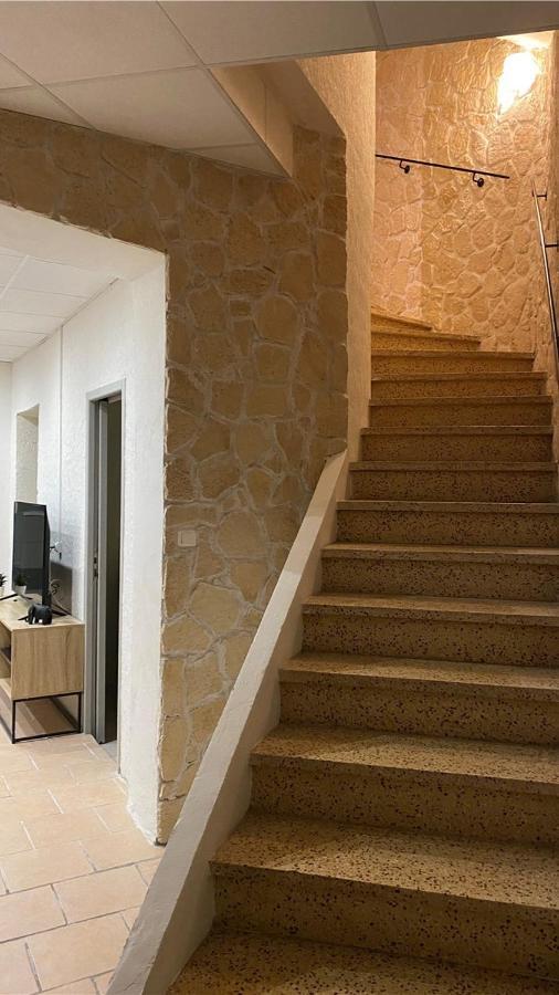 Maison de vacances à Marseillan au cœur du village, à quelques pas du port. Extérieur photo
